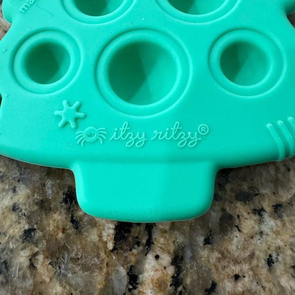 Itzy Ritzy Teether - Picture 3 of 3